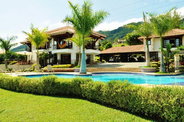 Luxury villa vacations