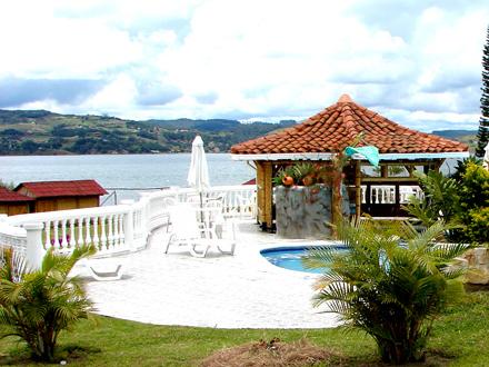 Vista al Lago Calima, Darin Colombia