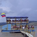 Recorrido en ferry en el Lago Calima, Darien Colombia.