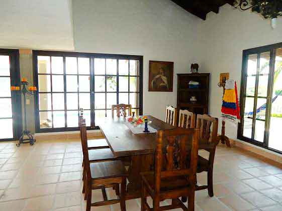 villa vacation rentals