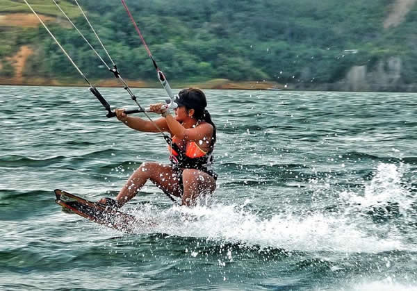 Kitesurf Lago Calima