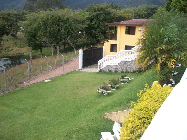 vacation rentals and apartment rentals
