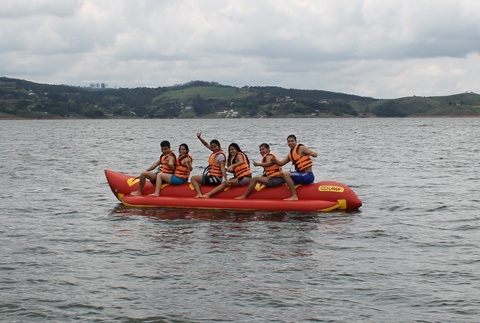 Discover the sights of Lake Calima skyline