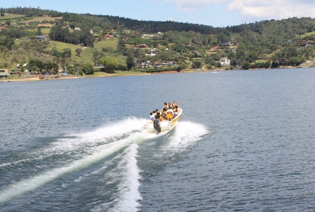 Calima Sightseeing Boats