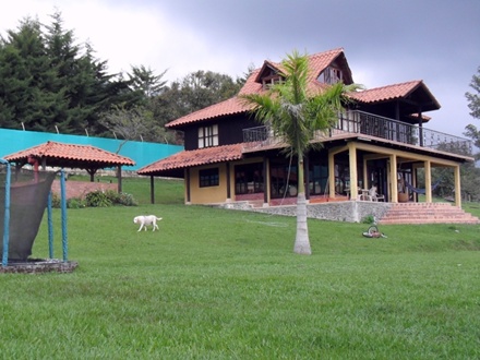 Find cheap deals on house rentals, beach cottages, and luxury condos in destinations all over the world