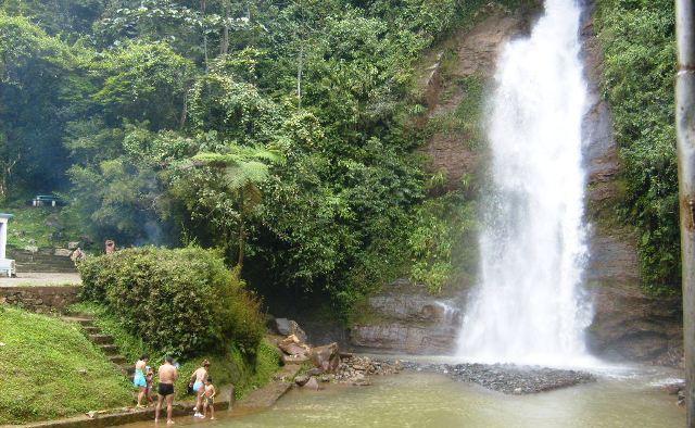 Chorrera del Indio en Cali, Colombia - Sitios Turísticos de Cali, Colombia