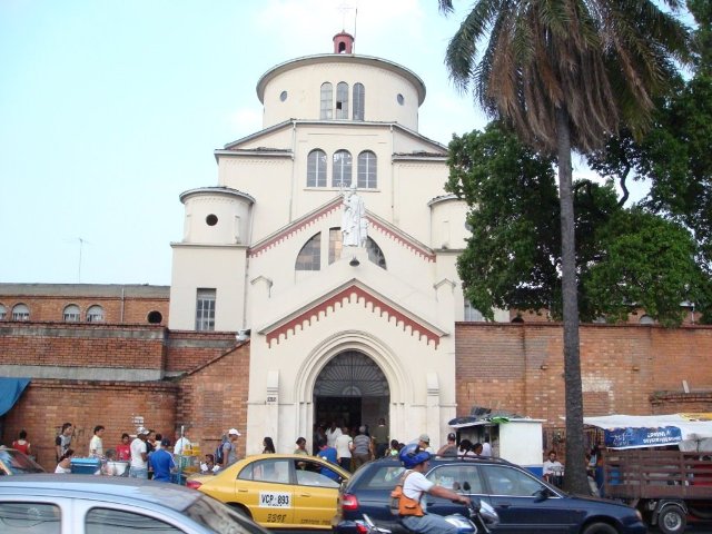 Iglesia la Milagrosa en Cali, Colombia.