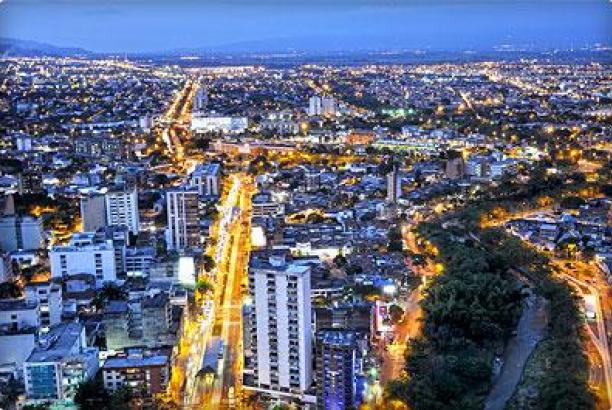 Santiago de Cali ofrece, tanto para el turista como para sus ciudadanos, una gran oferta en cuanto a recreacin y turismo