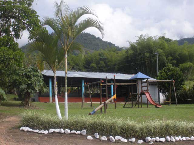 Hoteles Lago Calima, Darien