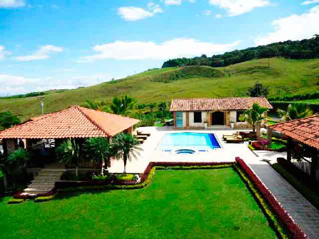Hoteles Lago Calima, Darien