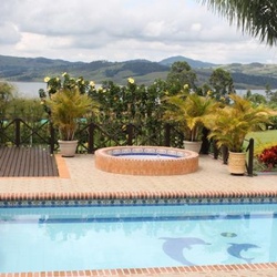 Lago calima Colombia