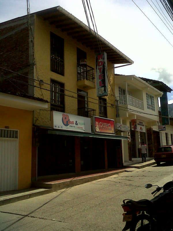 Hoteles Lago Calima, Darien