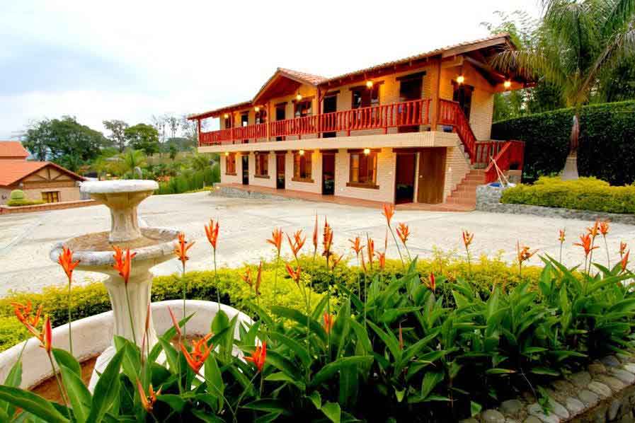 Hoteles Lago Calima, Darien