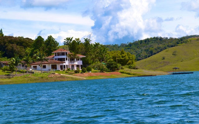 Alquiler de fincas tur�sticas - Turismo en Colombia